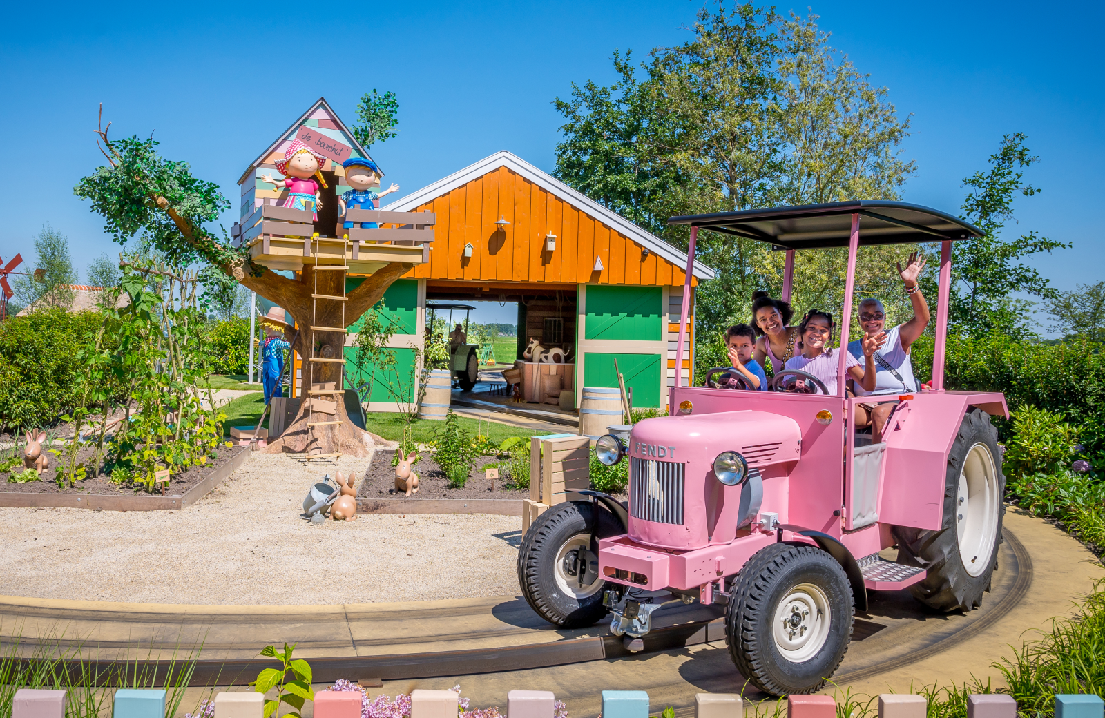 Entdecken Sie die brandneue Fien & Teun Traktorbahn